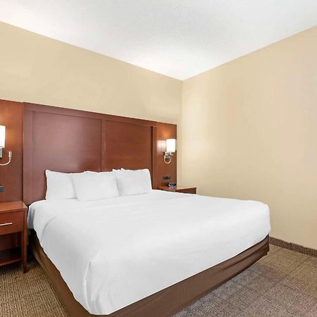 Comfort Suites Cedar Falls Esterno foto