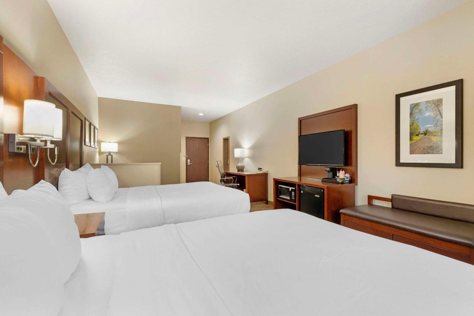 Comfort Suites Cedar Falls Esterno foto
