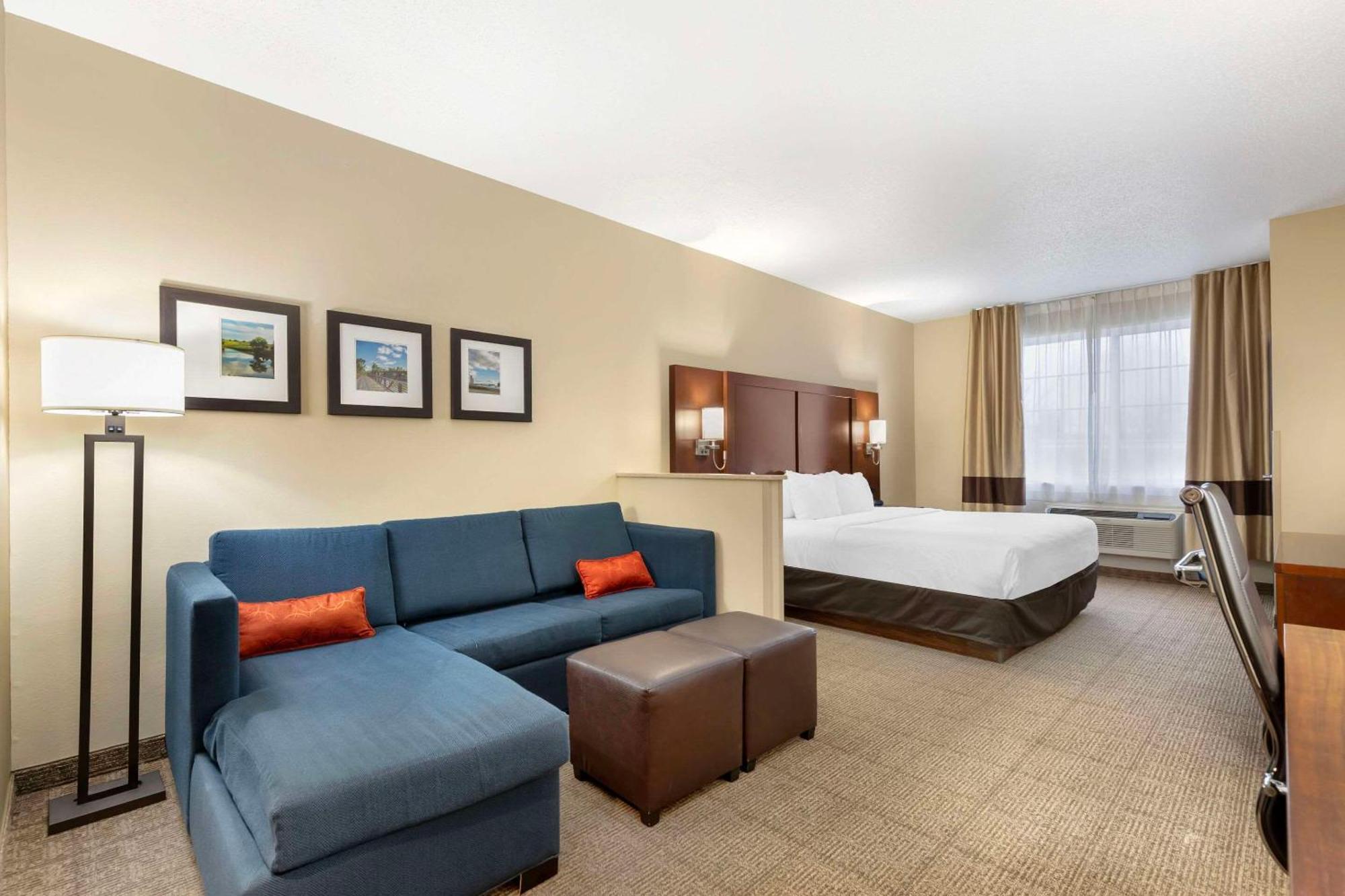 Comfort Suites Cedar Falls Esterno foto